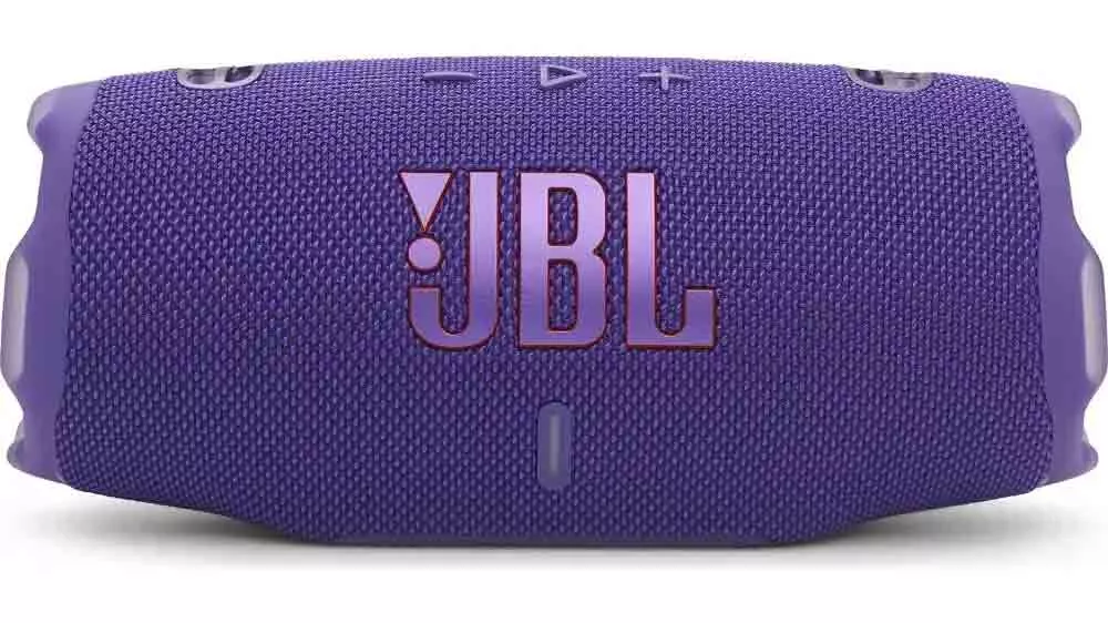 Zadn&iacute; strana JBL Charge 6 s USB-C v&yacute;stupem