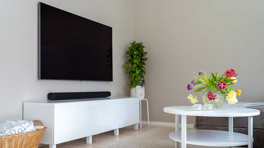 Soundbar JVC TH E534B u TV_03