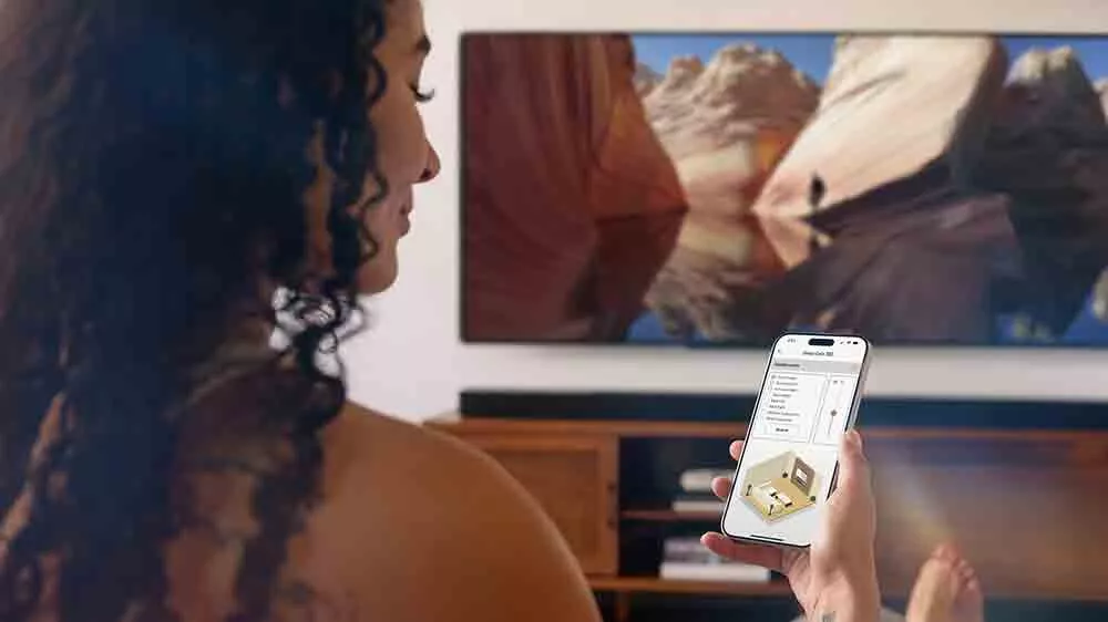 Žena používa Connect Plus