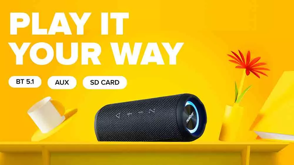 Bezdrôtový reproduktor Nicebox Nexus na stole a uvedené možnosti prehrávania hudby_04