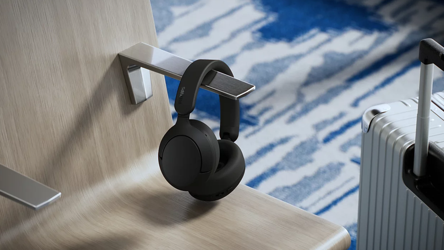 Slúchadlá Philips TAH6000BK/00 na letisku
