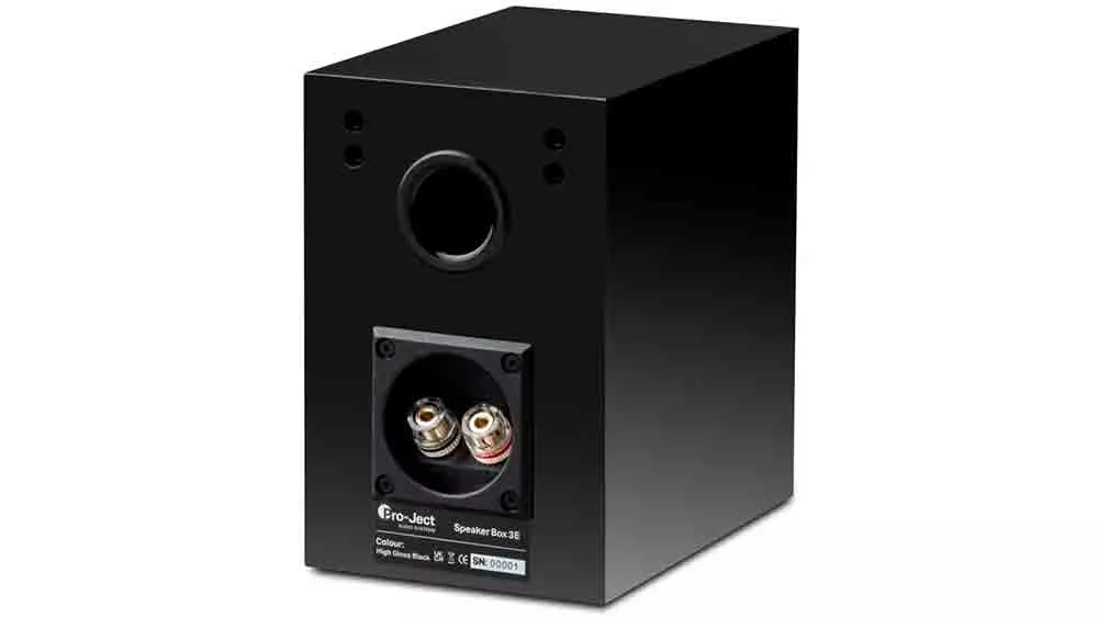 Zadná strana reproduktorovej skrinky 3E Pro-Ject