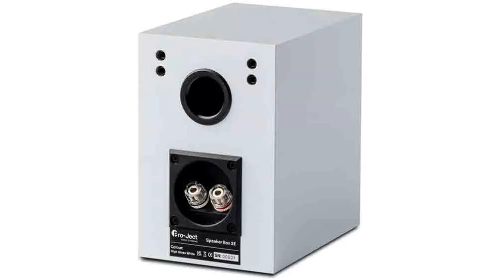 Zadná strana reproduktorovej skrinky 3E Pro-Ject