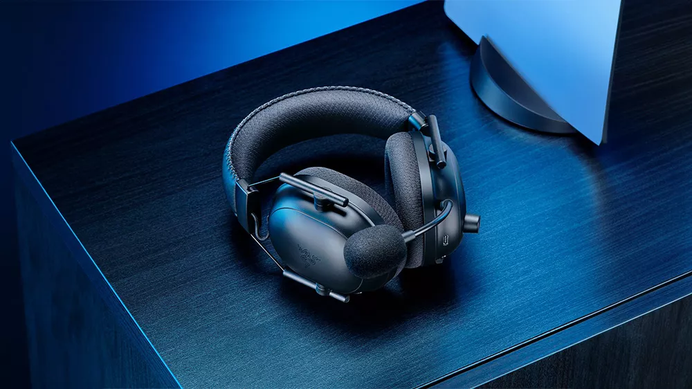 Hern&iacute; sluch&aacute;tka Razer BlackShark V2 Pro, b&iacute;l&aacute;