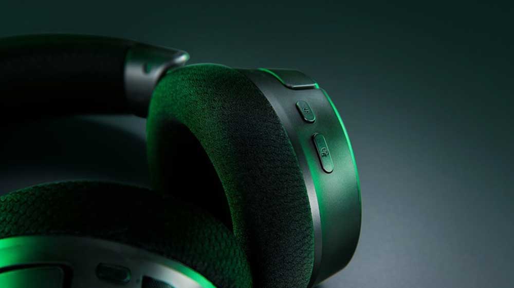 Sluchátka RAZER Kraken V4 podsvícení, ovládání_04