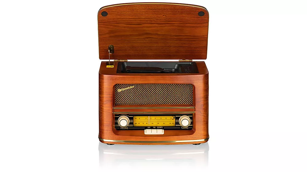 Radiopřij&iacute;mač ROADSTAR HRA-1500UEMP