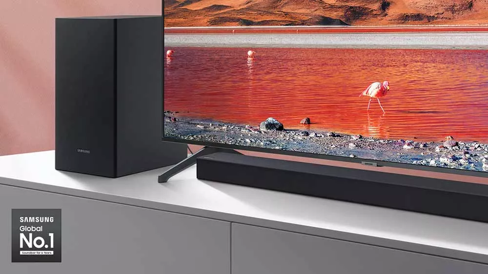 Soundbar se subwooferem Samsung HW-T420 v interi&eacute;ru_02
