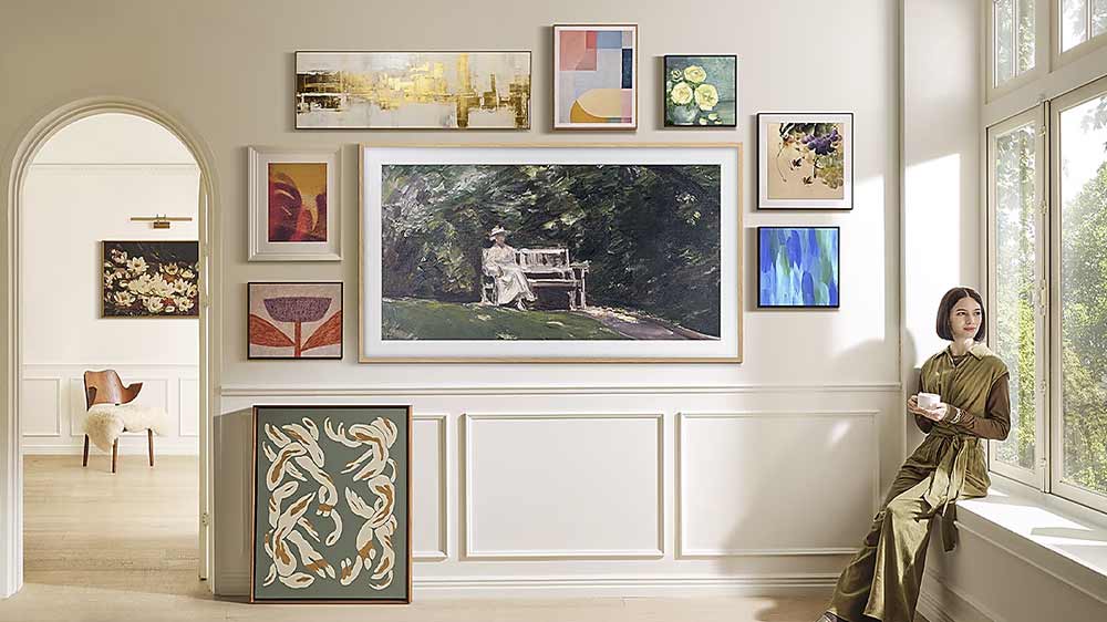 Výměnný rám Samsung VG-SCFF85TKBXC v interiéru_02