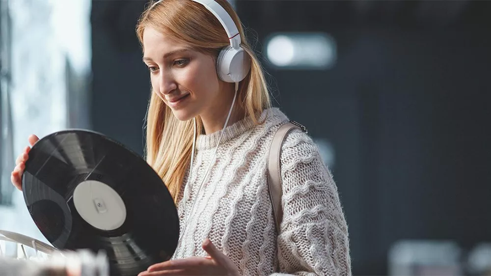 Gramofon SENCOR STT 212U