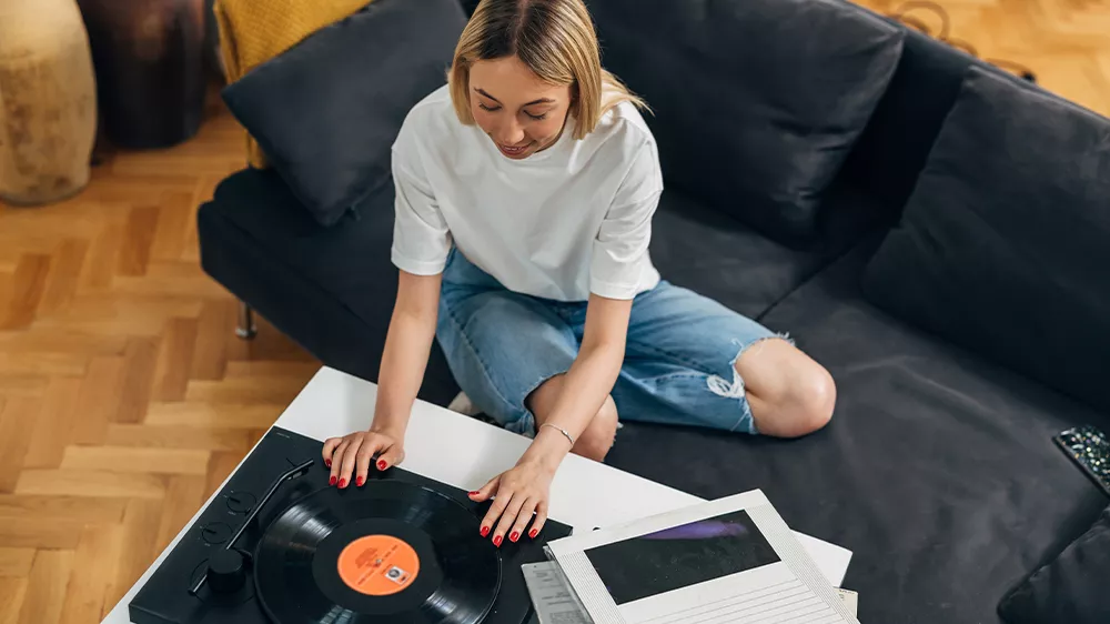 Gramofon SENCOR STT 212U
