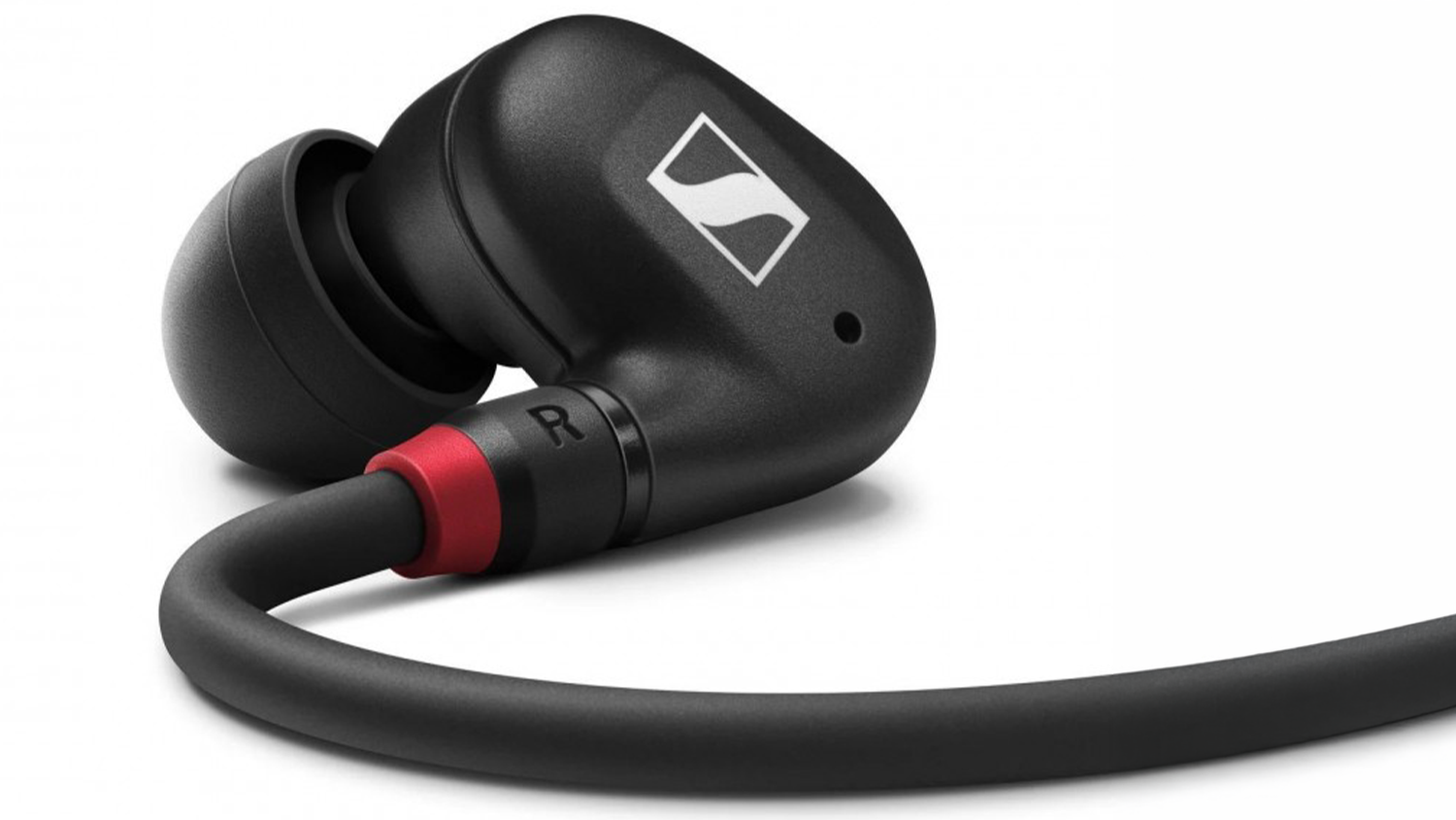 Detail na sl&uacute;chadlo Sennheiser IE 100 PRO