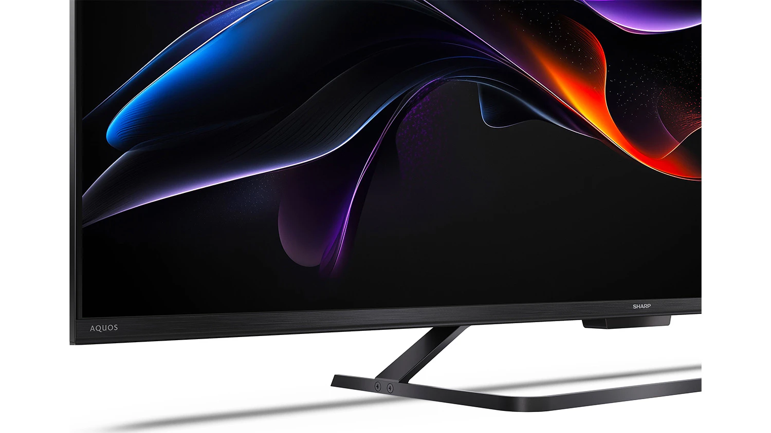 Detail na roh QLED televize Sharp 55HR7265E a jej&iacute; tenk&yacute; r&aacute;meček