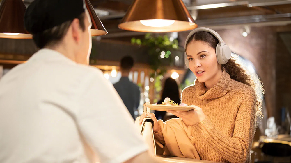 Bezdrátová sluchátka sony silver wh 1000xm4b