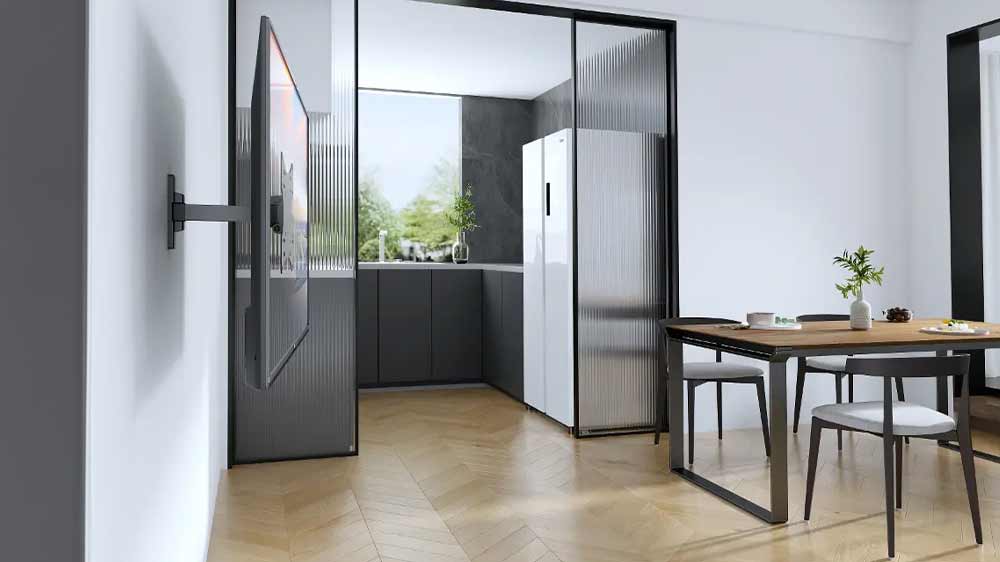 Polohovatelný držák na TV Stell SHO 4520 v interiéru_03