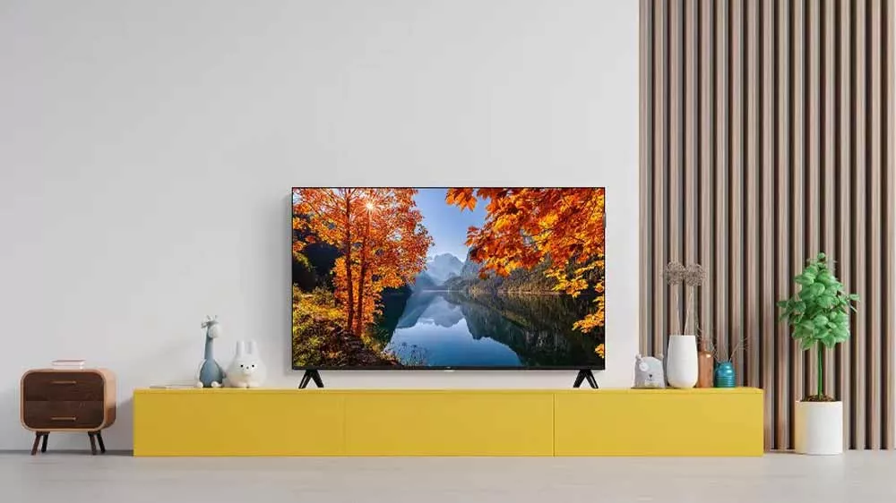 QLED televize TCL 32S4K v ob&yacute;v&aacute;ku_02