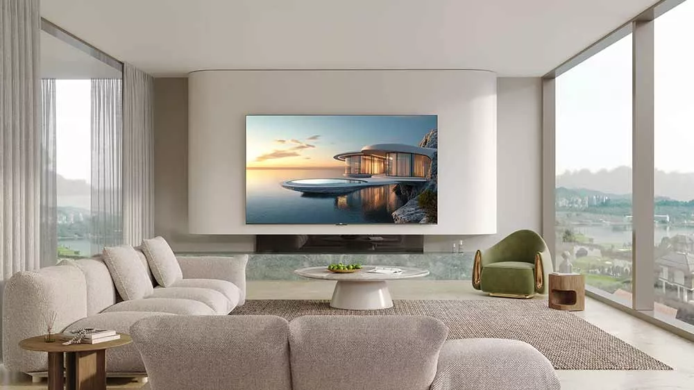 Telev&iacute;zor TCL 115C7K pripevnen&yacute; na stenu v ob&yacute;vačke_07