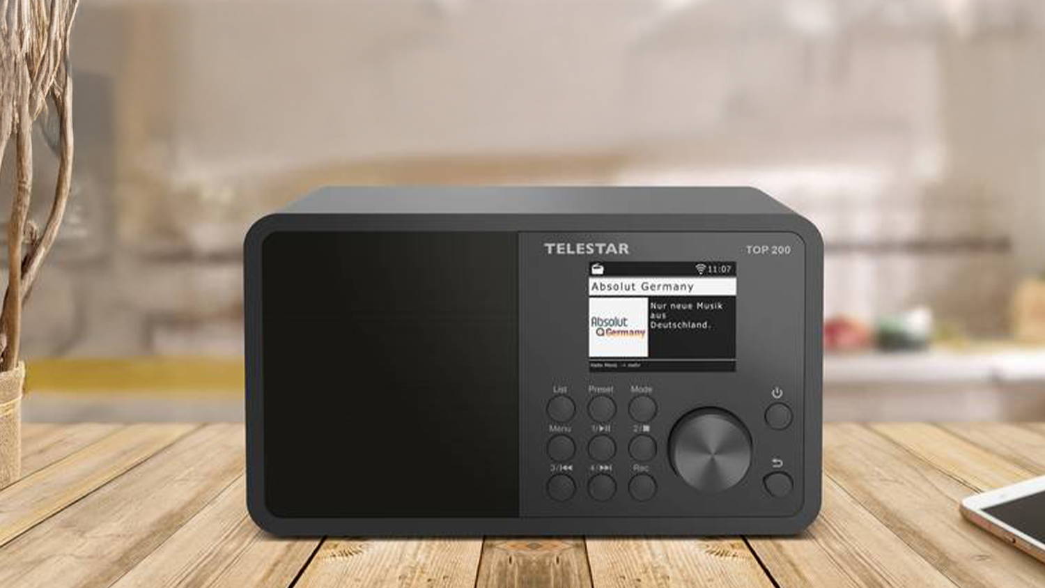 Rádio Telestar TOP250 na stole