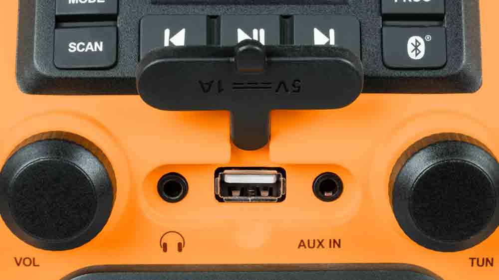 Porty rádia Thomson WKR60BT_03