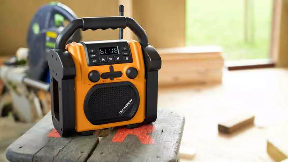 Rádio Thomson WKR60BT_04