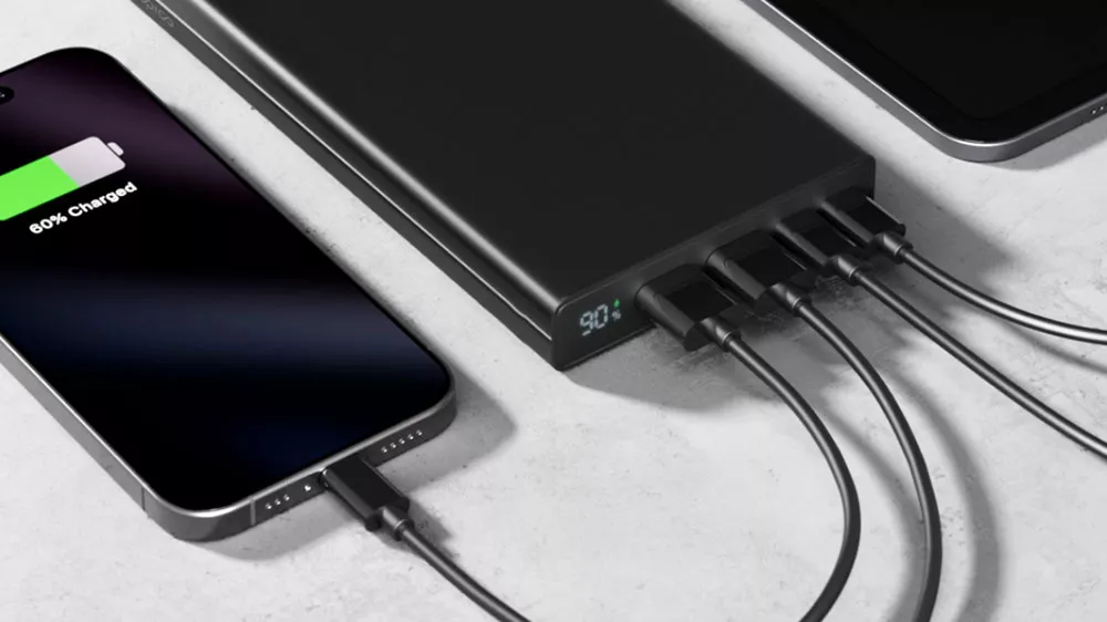 Powerbanka Epico UltraPack 45W 30 000 mAh nabíjí současně telefon, tablet a další zařízení_03