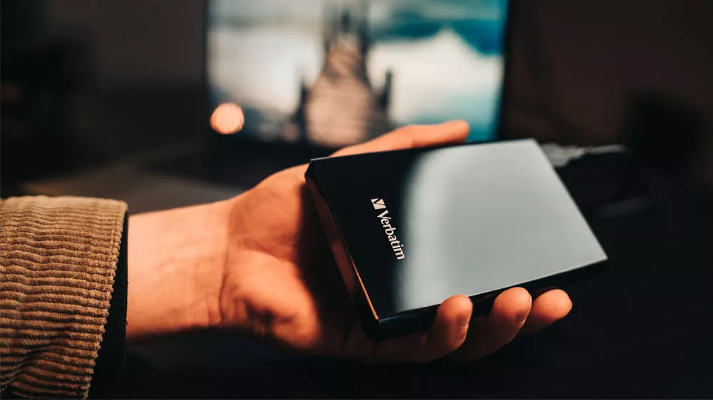 Extern&iacute; SSD disk Verbatim Slim 32181 v ruce uživatele_02