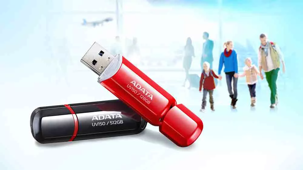 Flash disky ADATA UV150 na grafice s rodinou_02