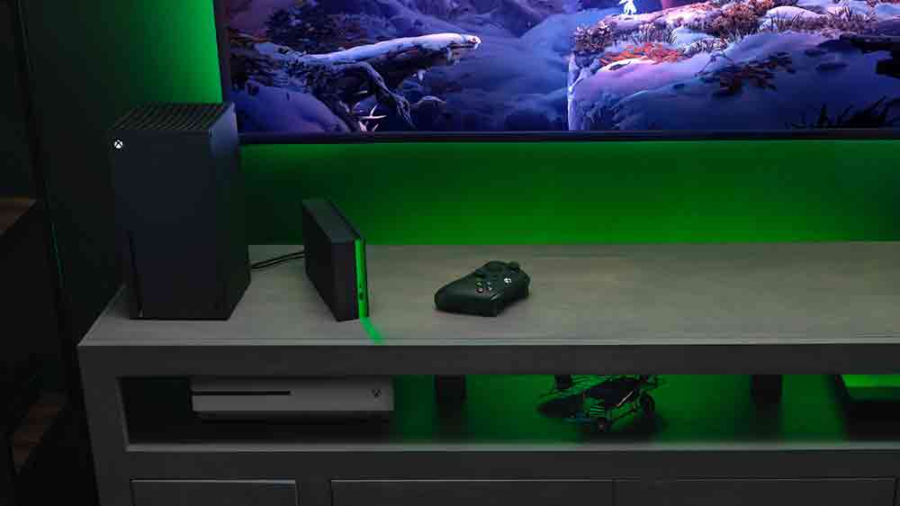 Hraní na Xboxu, do kterého je zapojený externí disk Seagate Game Drive for Xbox_04