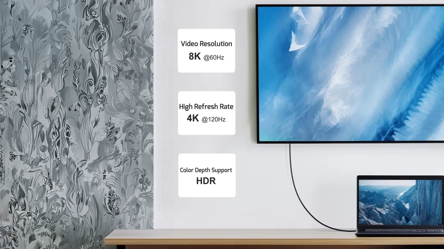 Televízor pripojený k notebooku pomocou dátového a video USB kábla SWISSTEN