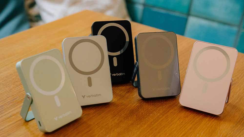 Pět powerbanek se stojánkem_03