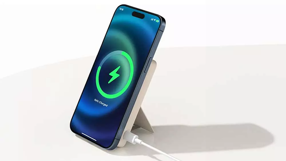 Telefon nab&iacute;jen&yacute; powerbankou Xiaomi WPB0620MI_02
