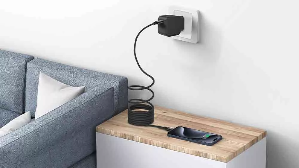 Magnetick&yacute; kabel CL Yenkee YCU 01BK nab&iacute;j&iacute; telefon_02