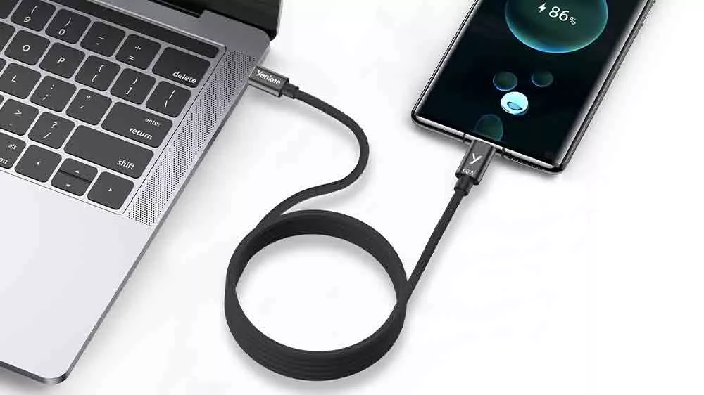 Magnetick&yacute; k&aacute;bel Yenkee YCU 03BK CC nab&iacute;ja telef&oacute;n_02_02