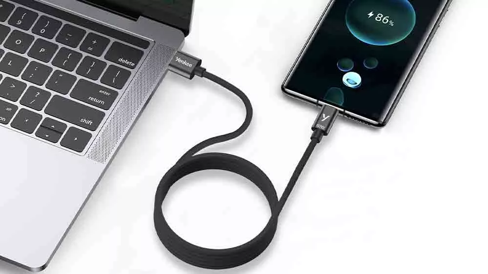 Magnetický kábel Yenkee YCU 04BK CA nabíja telefon_02