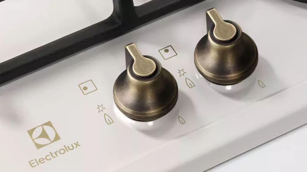 Detail na otočn&eacute; voliče plynov&eacute; desky Electrolux Slim line EGH6343RON_03