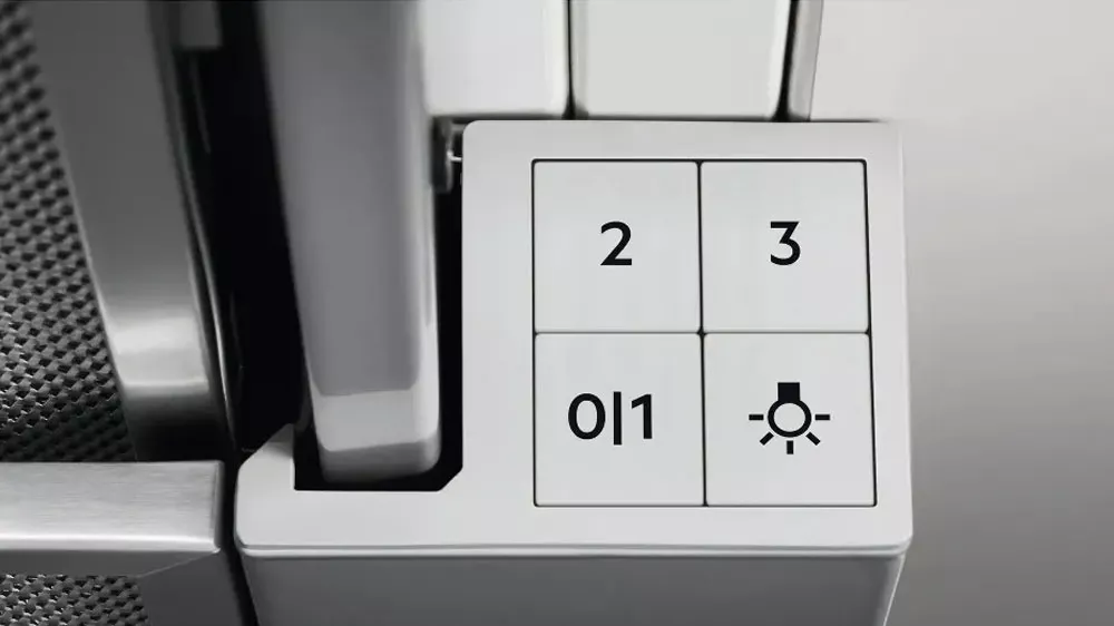 Ovládací panel výsuvného digestora Electrolux LFP226S_02