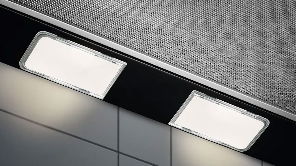Osvětlení Pure Illumination u výsuvné digestoře Electrolux LFP326FB_02