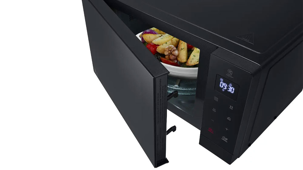 Jídlo v mikrovlnné troubě LG_03