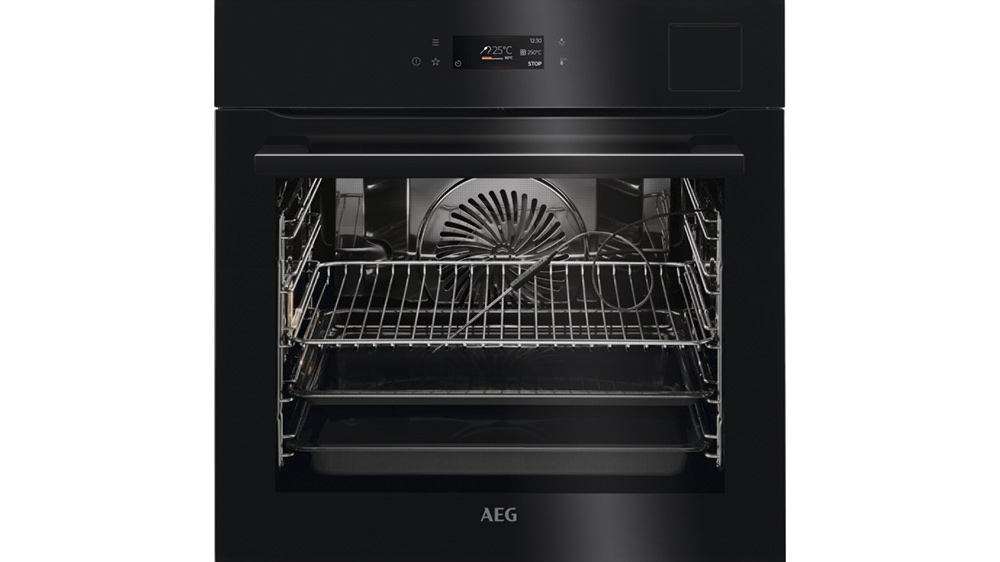 Vestavná trouba AEG BSE792320B (SÉRIE 9000 STEAMPRO)