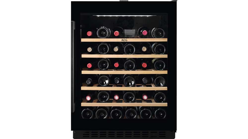Vinotéka AEG AWUS052B5B_01