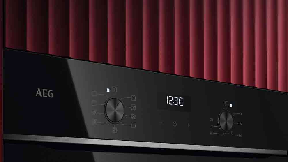 Ovládací displej trouby AEG SurroundCook TU5AB21FSB_03