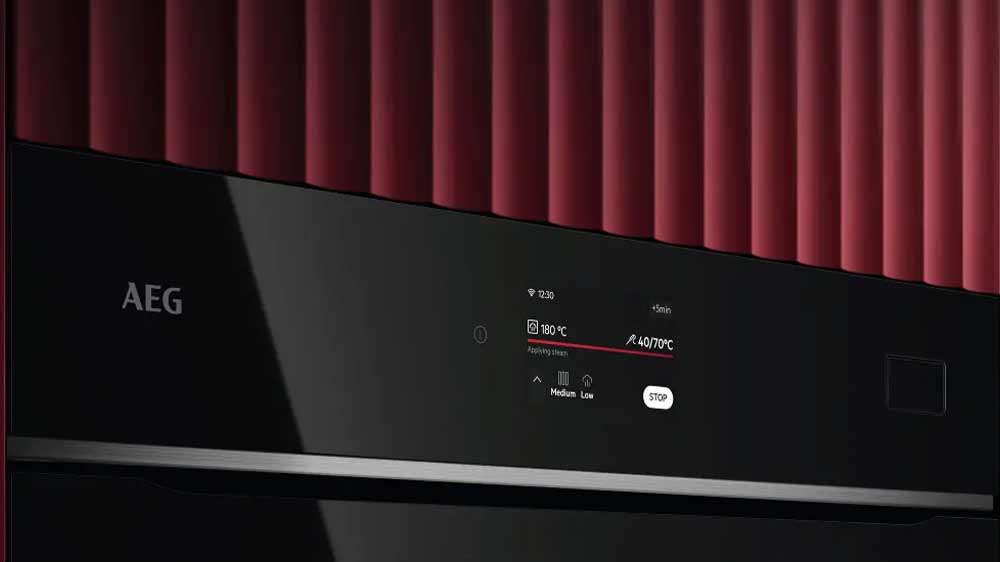 Dotykový displej AEG SteamPro TB8SB73ZAB_02