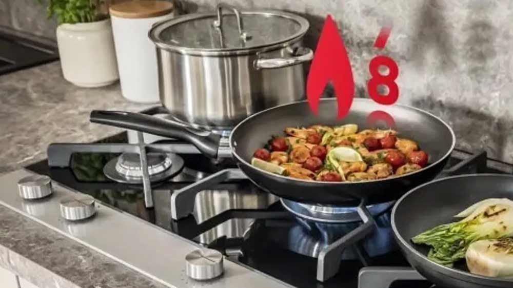 Vaření na varné desce Amica DP 6413BG _02