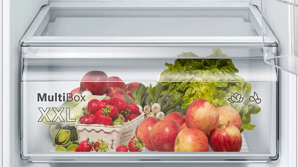 Velký box ve vestavné chladničce kombi BOSCH KIV86NSE0_03