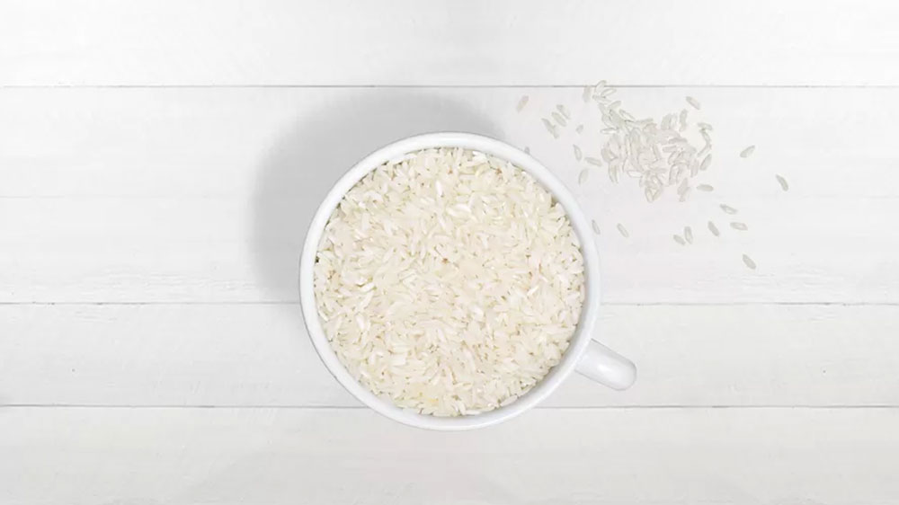 Jídlo připrafené z mikrovlnné trouby Bosch FFL023MS2_04