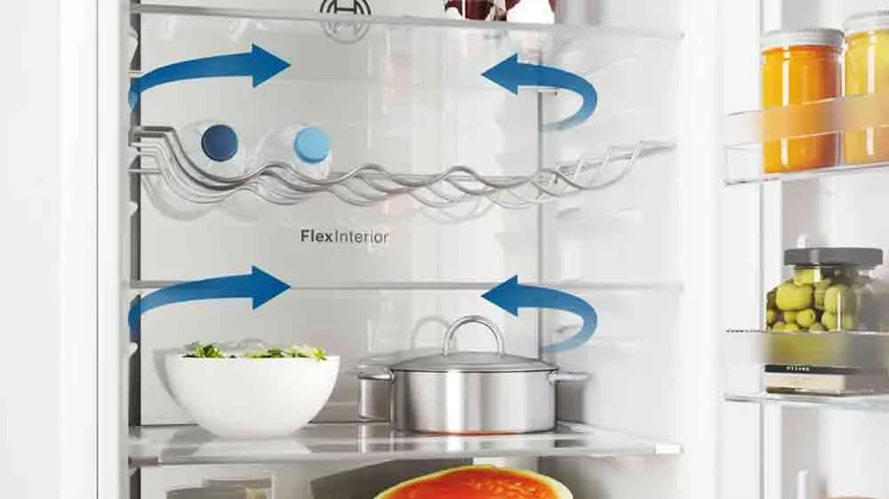Leskl&aacute; stěna s technologi&iacute; Multi Airflow u kombinovan&eacute; chladničky Bosch KGN392I1F_04