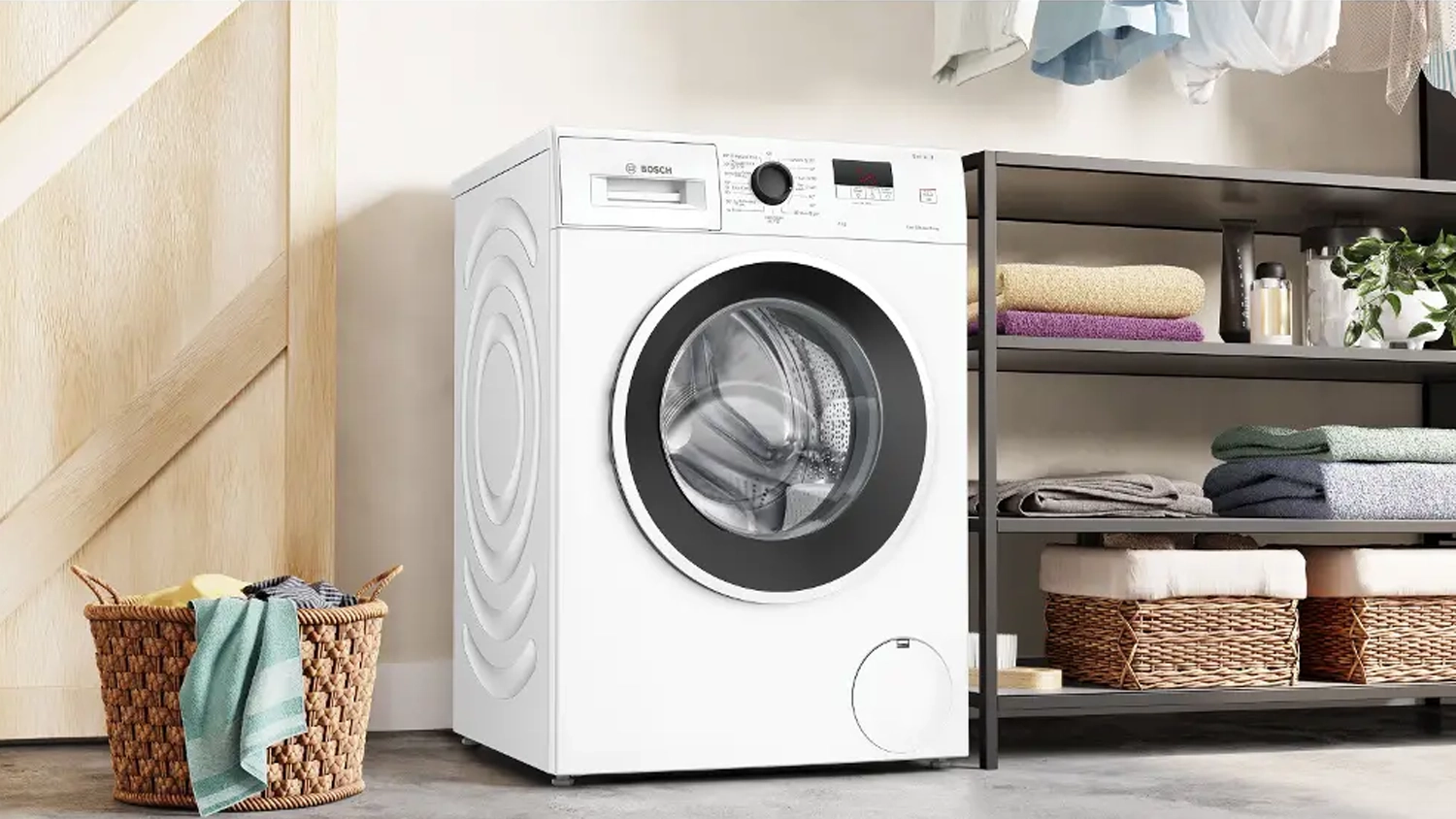 Předem plněn&aacute; pračka Bosch WGE03400BY instalovan&aacute; v koupelně