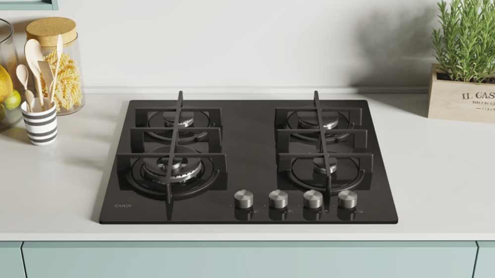 Plynová varná deska Candy CDK6GF4WEKB Timeless instalovaná v kuchyni_02
