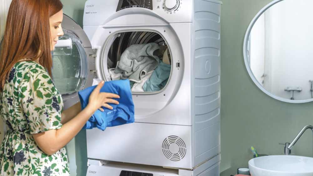 Skládání prádla do sušičky CANDY RO4H7A2TCEX-S _02