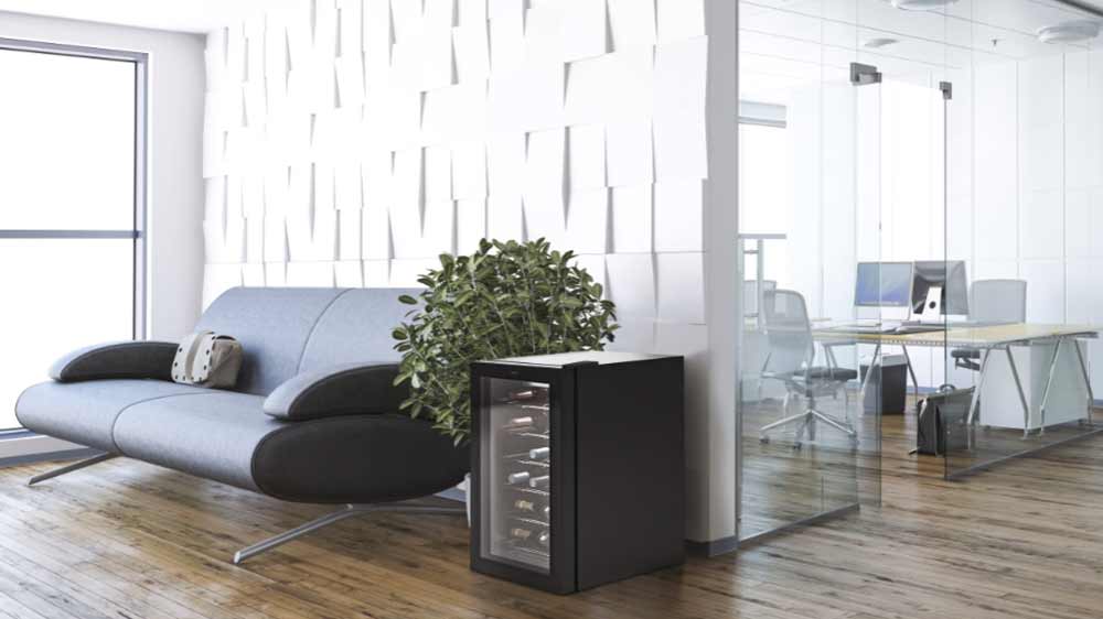 Vinotéka Candy CWC 021 M/NF v interiéru_02