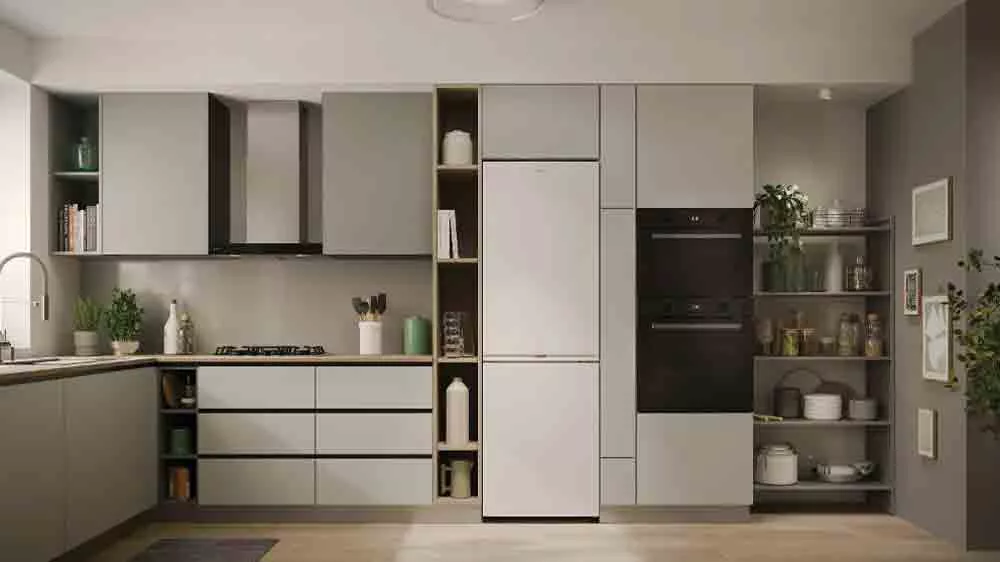Kombinovan lednice Candy CNCQ2T618CW v interiru_02